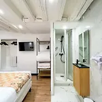 Urban Flat 174 - Vuitton St Denis Paris