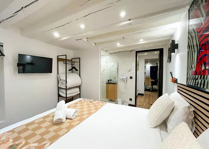 Urban Flat 174 - Vuitton St Denis * Paris